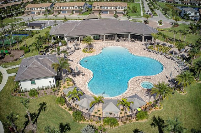 8240 Tailshot Court, Lake Worth, FL 33467