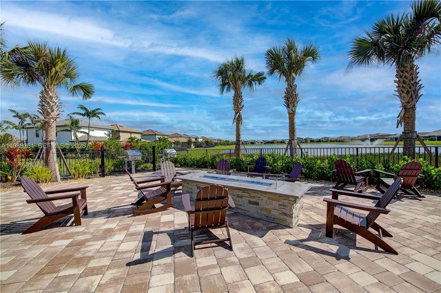 8240 Tailshot Court, Lake Worth, FL 33467