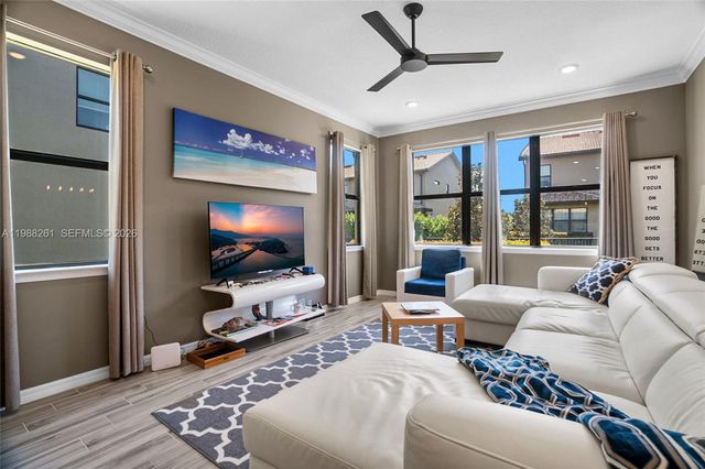 8240 Tailshot Court, Lake Worth, FL 33467