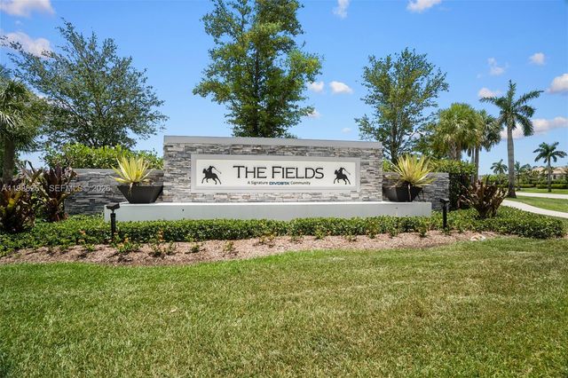 8240 Tailshot Court, Lake Worth, FL 33467