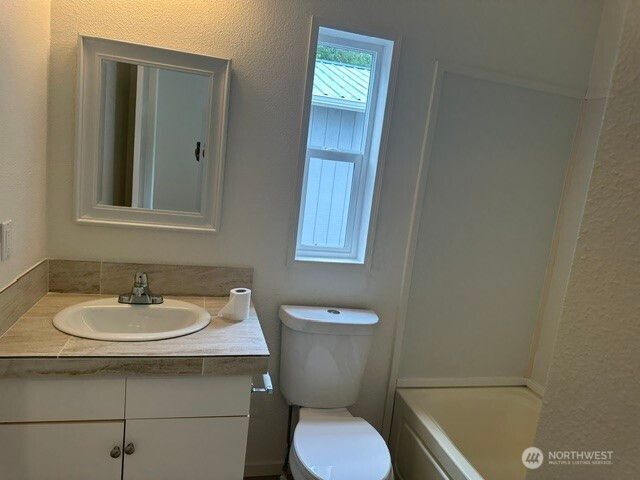 257 Easy Street, Silverlake, WA 98645