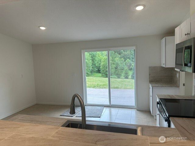 257 Easy Street, Silverlake, WA 98645