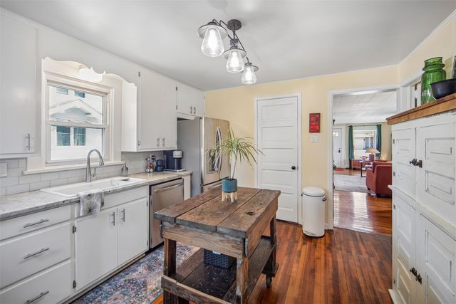 306 SW Logan Street, Ankeny, IA 50023