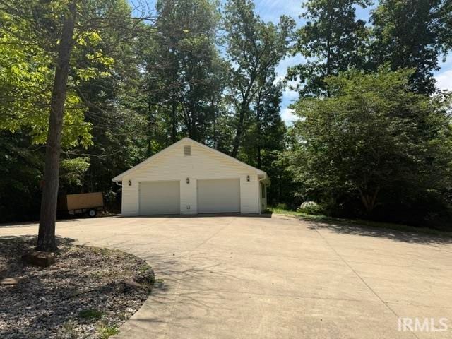 7032 S Burch Road, Bloomington, IN 47403