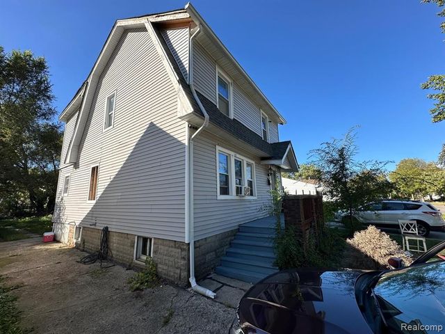 6067 Minock Street, Detroit, MI 48228