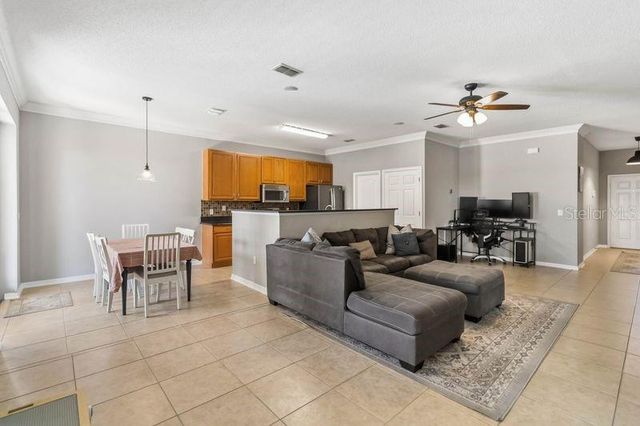 5450 SILVER THISTLE LANE, St Cloud, FL 34772