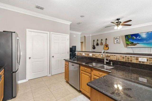 5450 SILVER THISTLE LANE, St Cloud, FL 34772