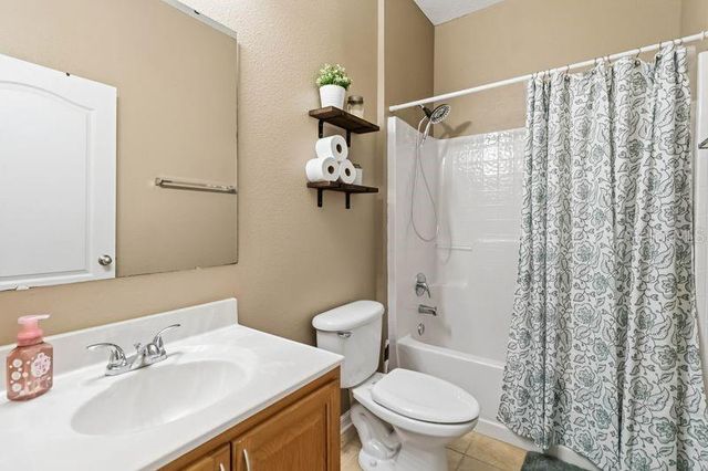 5450 SILVER THISTLE LANE, St Cloud, FL 34772