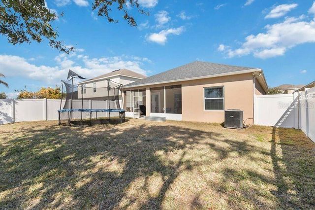 5450 SILVER THISTLE LANE, St Cloud, FL 34772