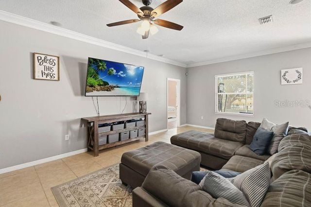 5450 SILVER THISTLE LANE, St Cloud, FL 34772