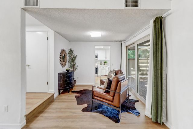 7052 San Jacinto Ct, Citrus Heights, CA 95621