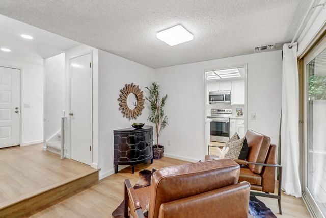 7052 San Jacinto Ct, Citrus Heights, CA 95621