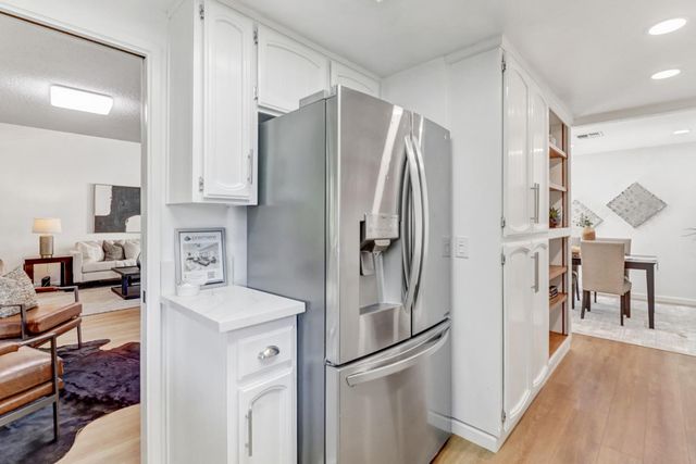 7052 San Jacinto Ct, Citrus Heights, CA 95621