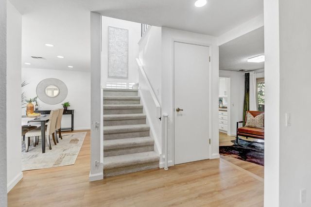 7052 San Jacinto Ct, Citrus Heights, CA 95621