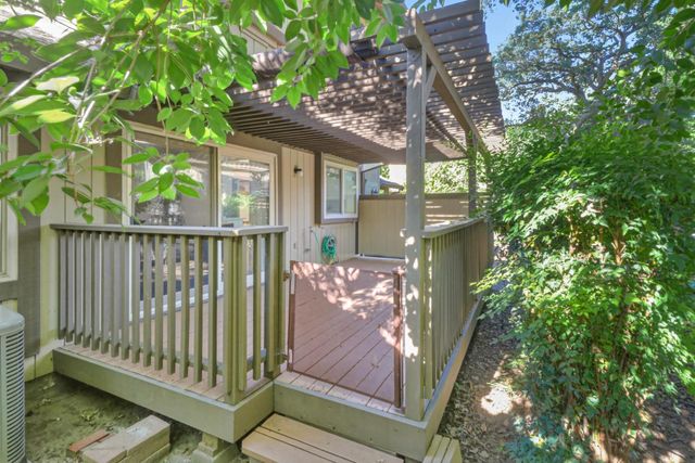 7052 San Jacinto Ct, Citrus Heights, CA 95621