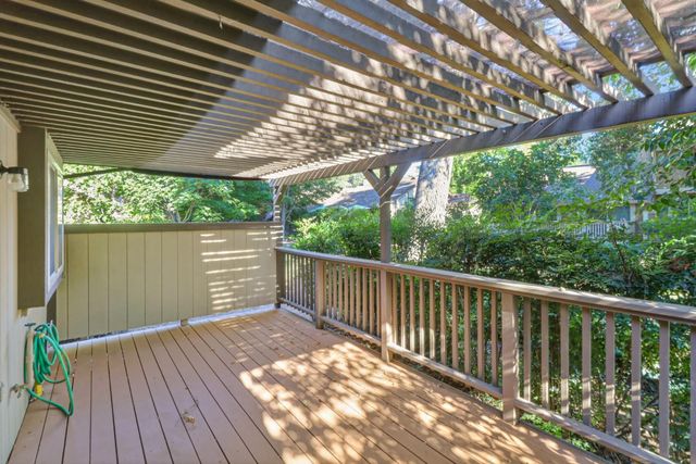 7052 San Jacinto Ct, Citrus Heights, CA 95621