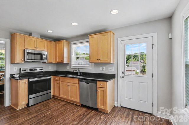 6555 Wedron Court 82, Charlotte, NC 28216
