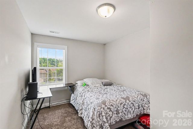 6555 Wedron Court 82, Charlotte, NC 28216