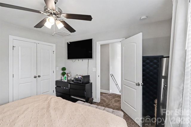 6555 Wedron Court 82, Charlotte, NC 28216