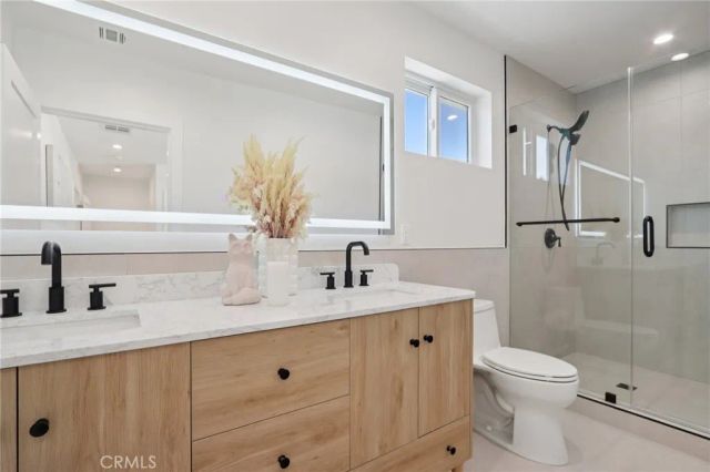 14929 Vose Street, Van Nuys, CA 91405