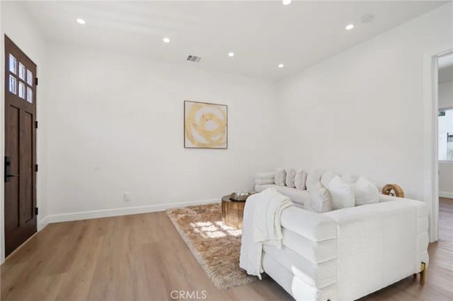 14929 Vose Street, Van Nuys, CA 91405