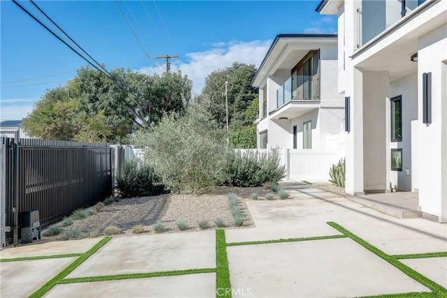 14929 Vose Street, Van Nuys, CA 91405