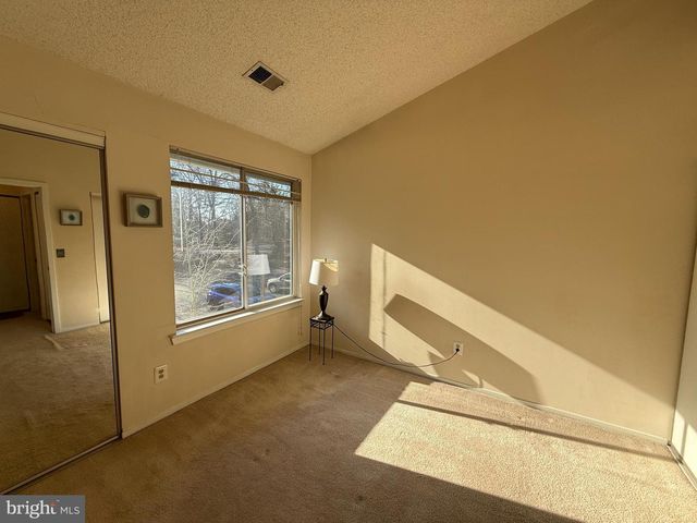 11703-B SUMMERCHASE CIR, Reston, VA 20194