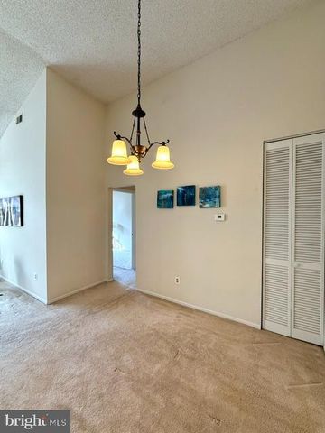 11703-B SUMMERCHASE CIR, Reston, VA 20194