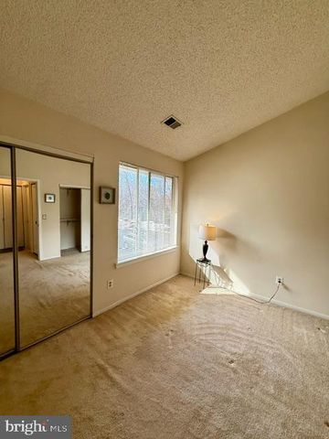 11703-B SUMMERCHASE CIR, Reston, VA 20194