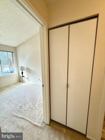 11703-B SUMMERCHASE CIR, Reston, VA 20194