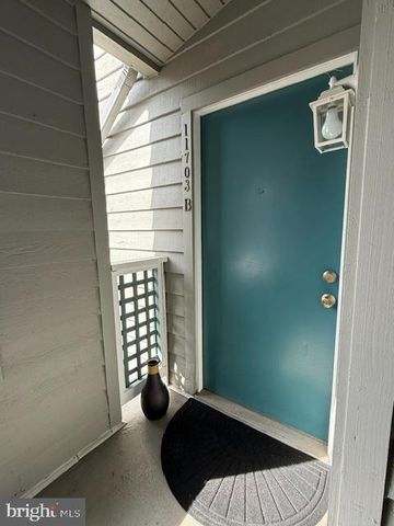 11703-B SUMMERCHASE CIR, Reston, VA 20194