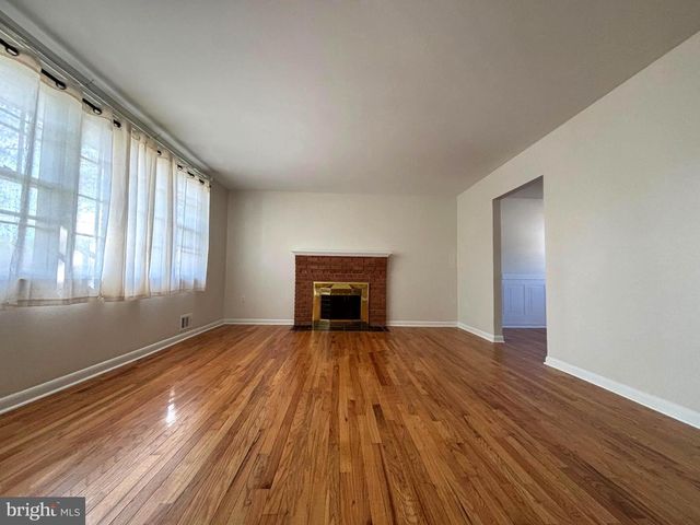 1701 RHODESIA AVE, Fort Washington, MD 20744