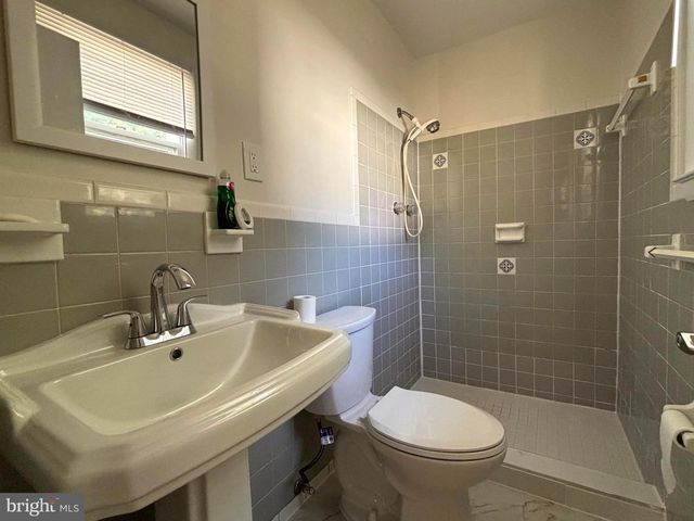 1701 RHODESIA AVE, Fort Washington, MD 20744