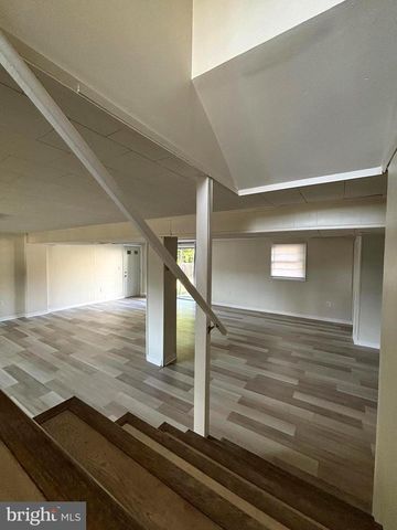 1701 RHODESIA AVE, Fort Washington, MD 20744