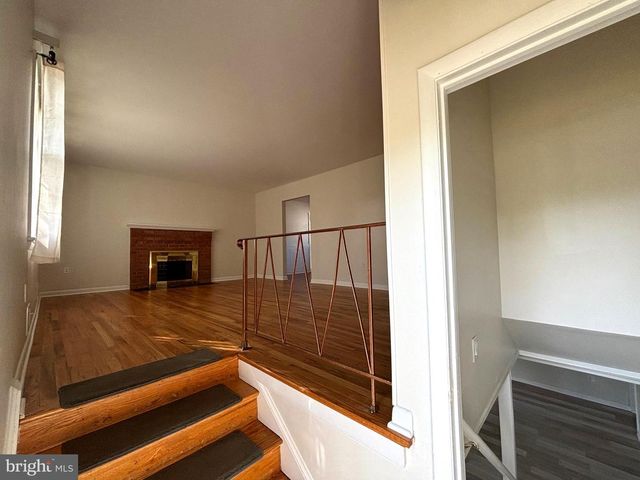 1701 RHODESIA AVE, Fort Washington, MD 20744