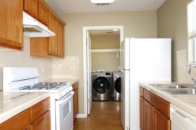 6308 Perlita DR, Austin, TX 78724