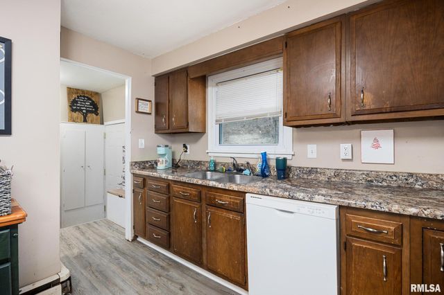 152 PEKIN Avenue, East Peoria, IL 61611