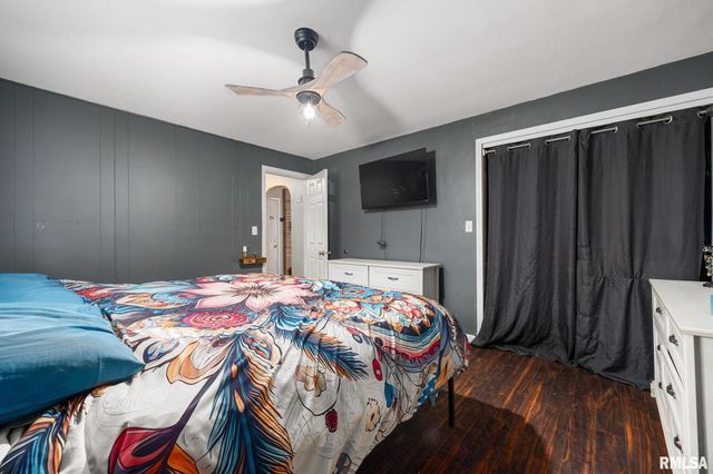 152 PEKIN Avenue, East Peoria, IL 61611