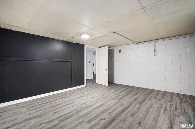 152 PEKIN Avenue, East Peoria, IL 61611