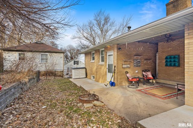 152 PEKIN Avenue, East Peoria, IL 61611
