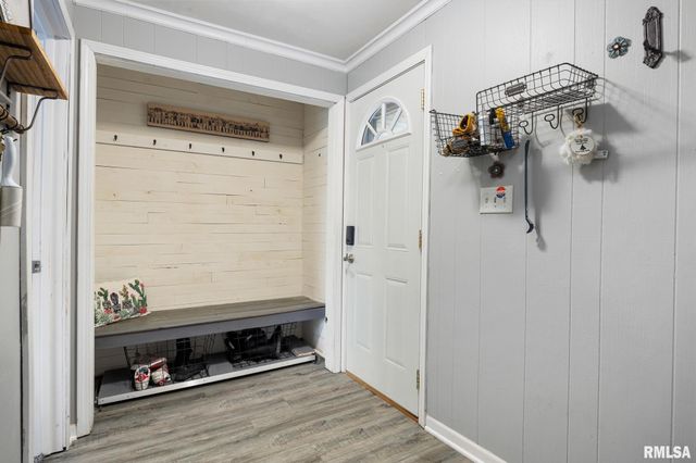 152 PEKIN Avenue, East Peoria, IL 61611