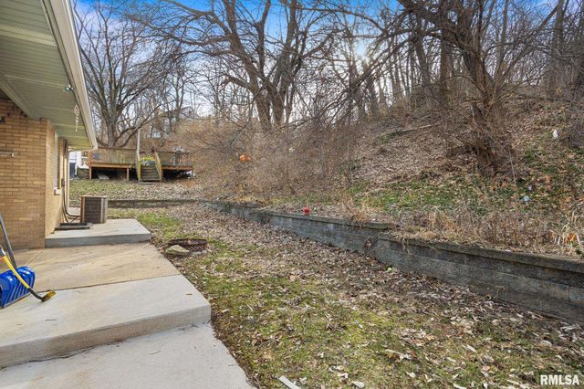 152 PEKIN Avenue, East Peoria, IL 61611