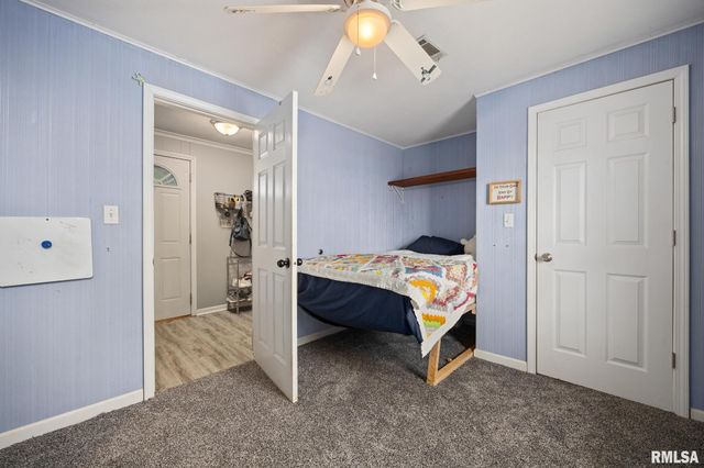 152 PEKIN Avenue, East Peoria, IL 61611