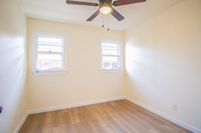 113 E Monroe Street, Levelland, TX 79336