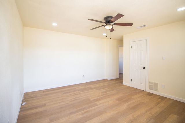 113 E Monroe Street, Levelland, TX 79336