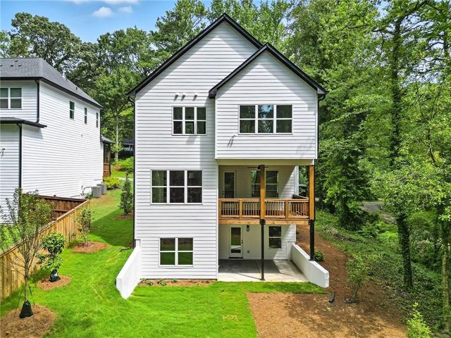 1664 Crestridge Drive SE, Marietta, GA 30067