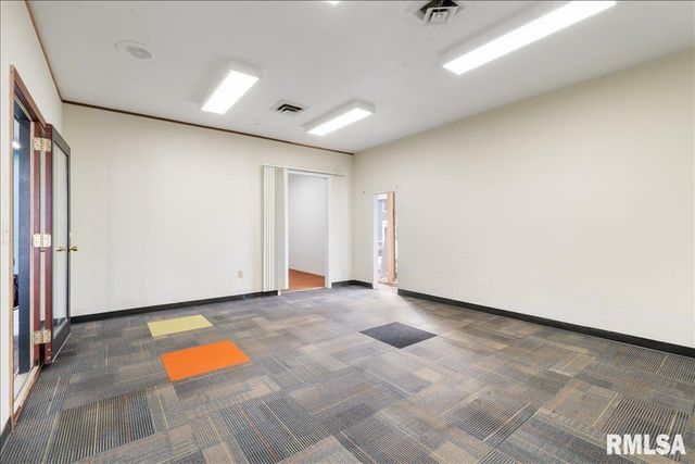 3000 16TH Street 202, Moline, IL 61265