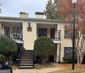 4362 Thunder Ford Drive, Stone Mountain, GA 30083