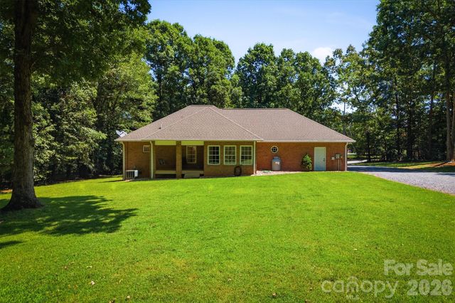 5572 Hayes Waters Road, Morganton, NC 28655