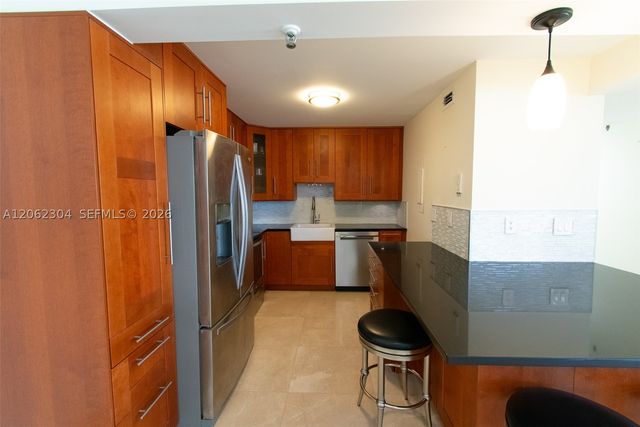 1623 Collins Ave 215, Miami Beach, FL 33139